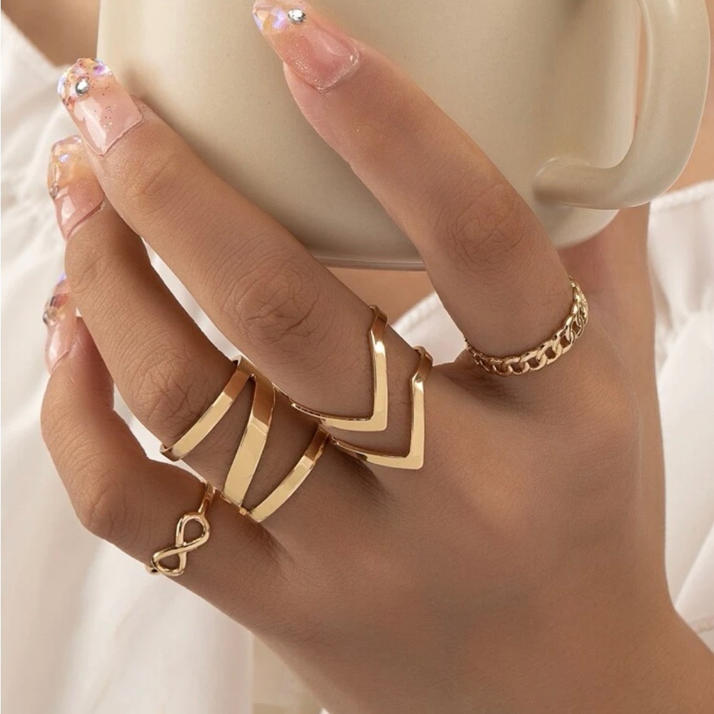 Gold 4pc Infinity Midi Ring Set